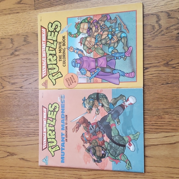 Set Of 2 Vintage Deadstock Teenage Mutant Ninja Turtles Coloring Books - Picture 1 of 16